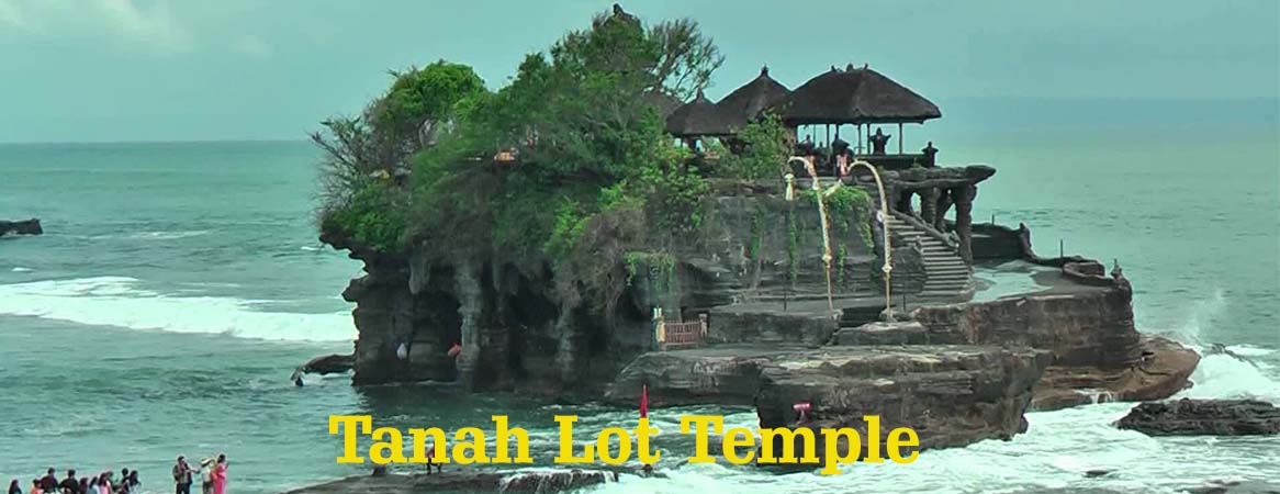 tanah lot temple